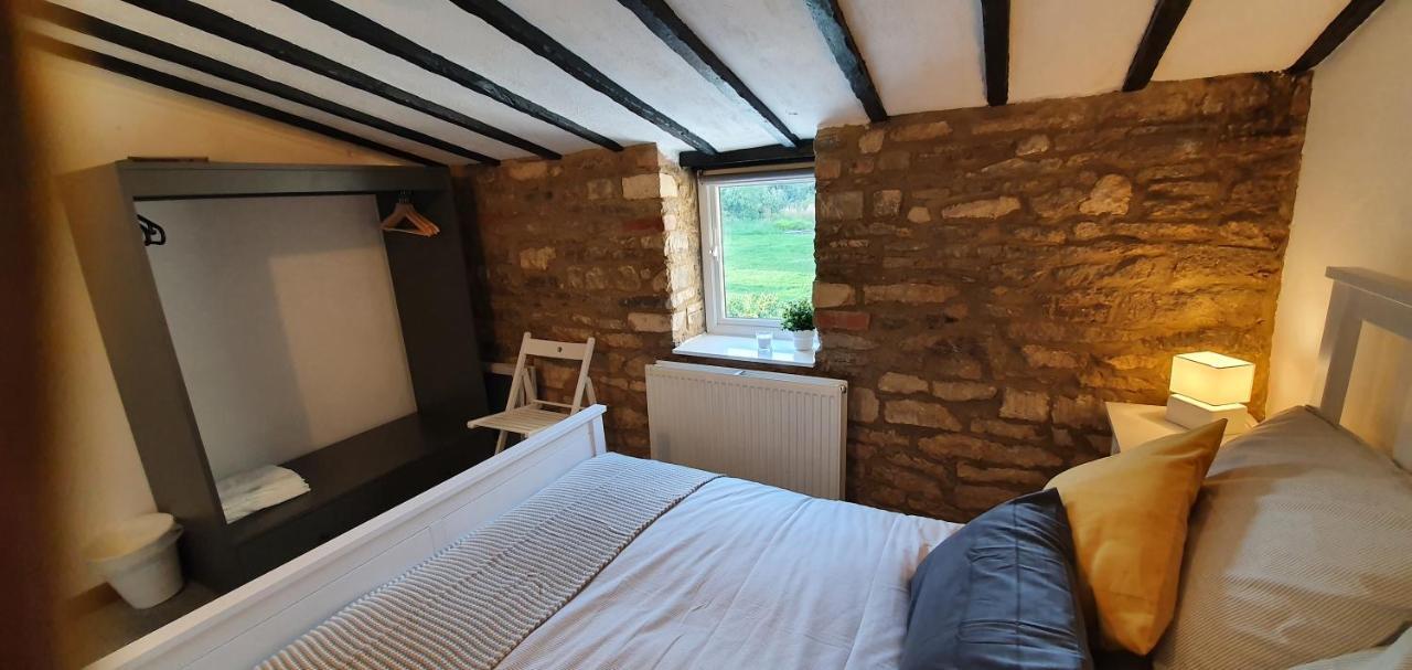 Quirky Cottage - Dogs Welcome Corsham Dış mekan fotoğraf